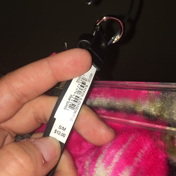 Belts - Picture 3 of 4